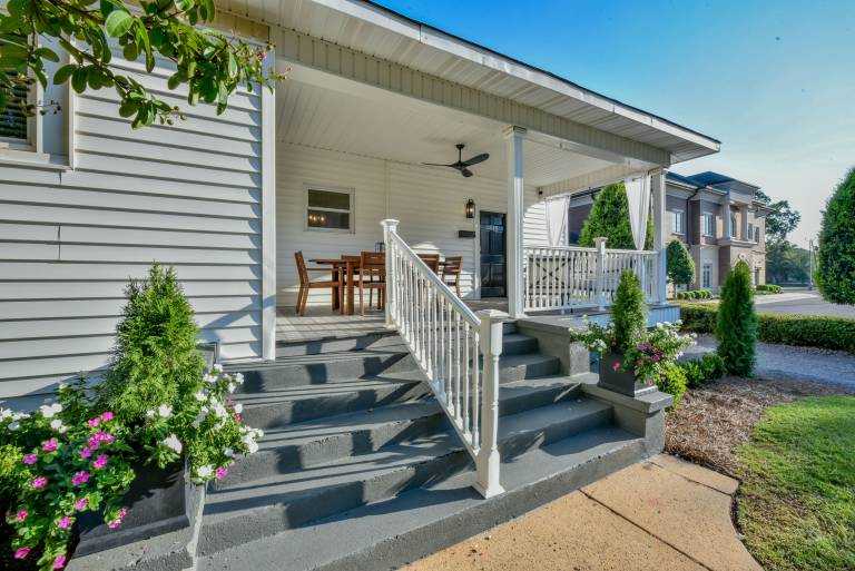 Family-friendly house with BBQ & yard | City view | Good for workation | Pets are welcome — photo 3