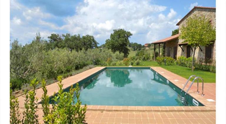 House with pool | Pets allowed — photo 4