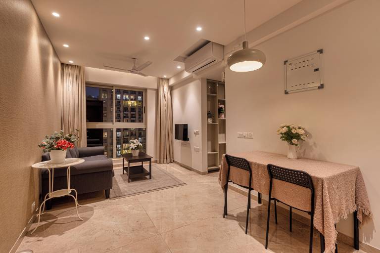 Apartment  Hiranandani Gardens