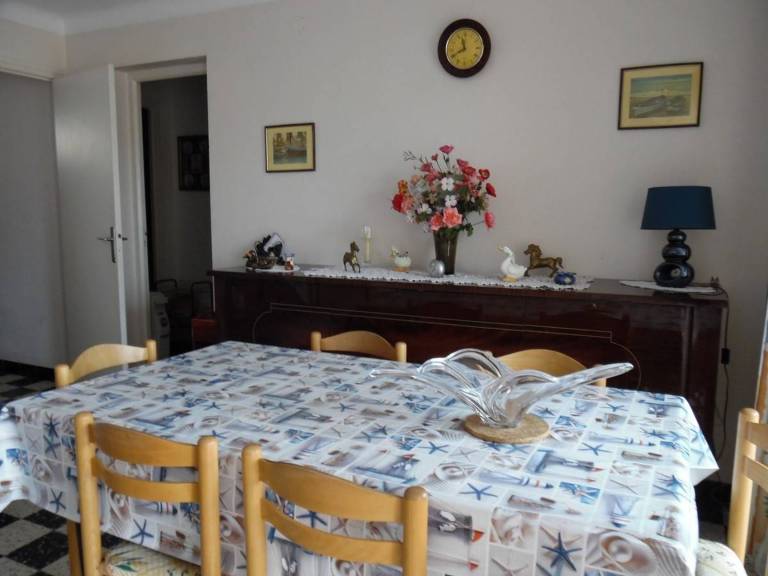 Apartment with 1 room for 4 persons — photo 3