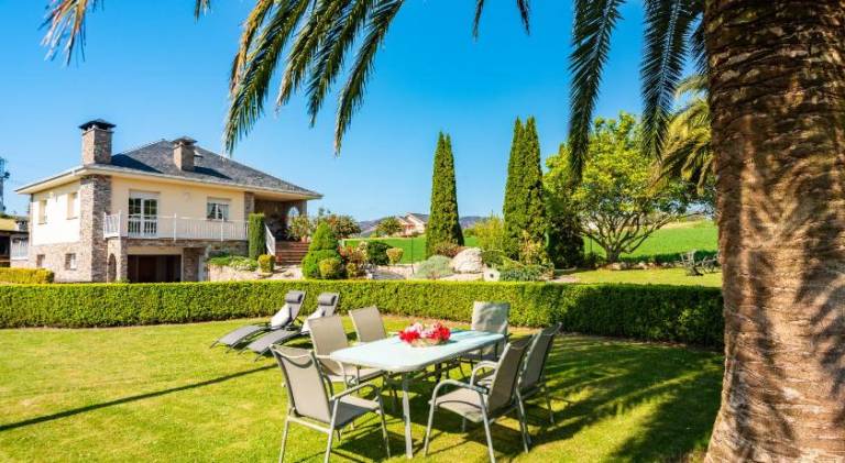 House with terrace, barbecue & yard | Pets are welcome — photo 5