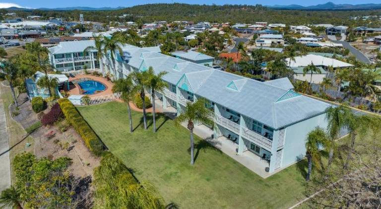 Reef Adventureland Motel in Gladstone
