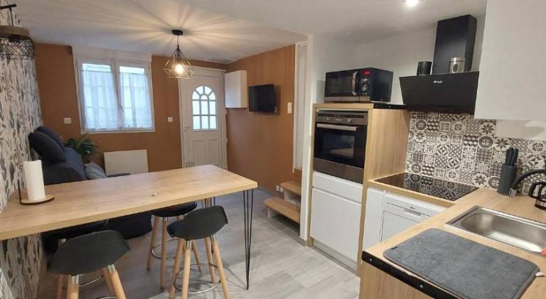 Apartment with 1 room for 4 persons — photo 3