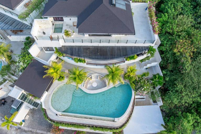 Nice villa with grill, pool & garden | Perfect for remote work | Pet-friendly in Pecatu