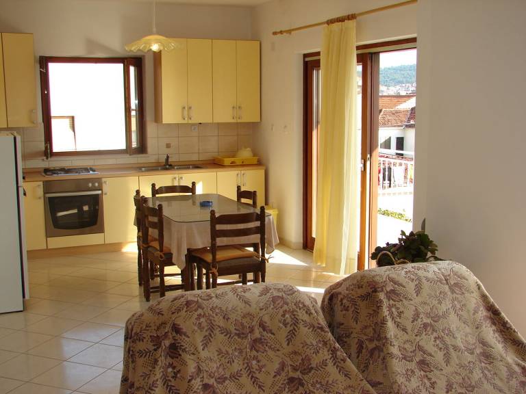 Rental apartment with terrace — photo 5
