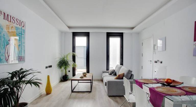 Holiday apartment with patio | Close to Tajo de Ronda | Suitable for remote work — photo 3