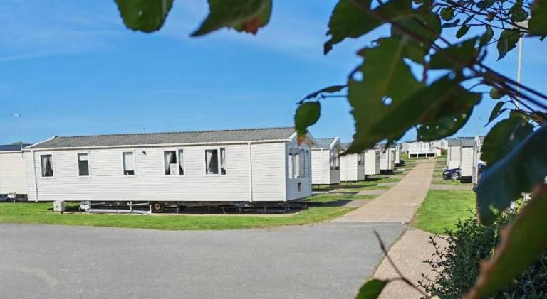 Wonderful rental apartment with pool | Close to the beach | Pet-friendly in Great Yarmouth