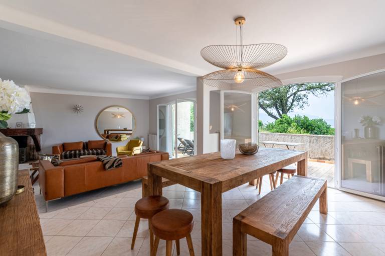 Children-friendly spacious house with barbecue, yard & private pool | Sea view | Next to the beach | Pets are welcome — photo 3