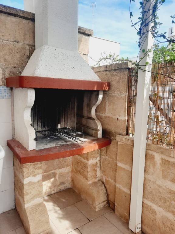 House with patio & BBQ | Pets allowed — photo 4
