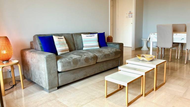 Fully equipped charming rental apartment with patio & garden | Close to Castle Hill | Next to the beach | Dogs allowed — photo 2