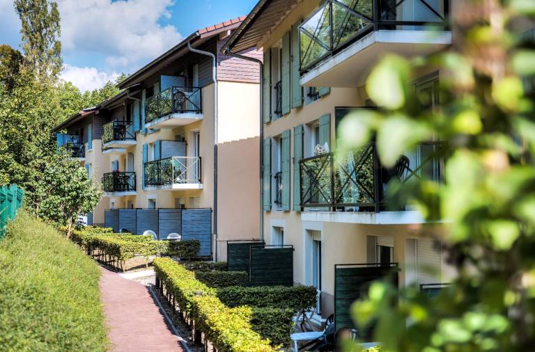 Comfort Aparthotel Divonne L'Oree du Parc in Divonne-les-Bains