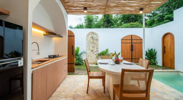 Villa with pool — photo 3