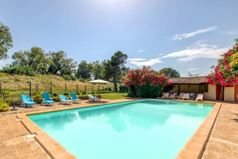 Ferienhaus in Fourques f&uuml;r max. 10 Personen