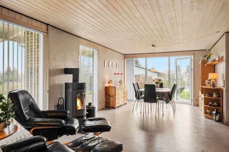House with barbecue, patio & sauna — photo 4