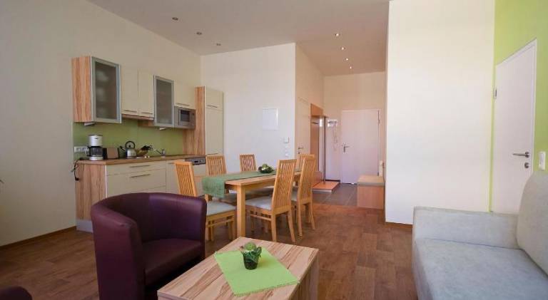 Holiday apartment with patio, barbecue & sauna — photo 3