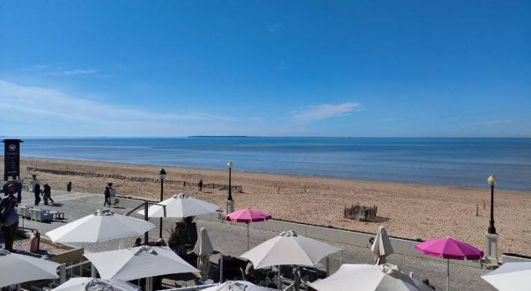Rental apartment with pool | Beach nearby | Pets allowed — photo 3