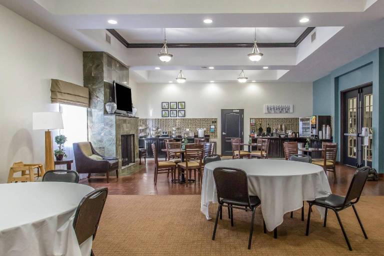 Sleep Inn & Suites West Medical Center — photo 3