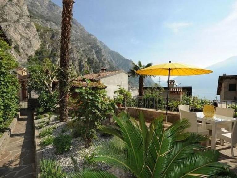 Wonderful vacation home with terrace & yard | Nature view | Beach nearby | Pet-friendly — photo 3