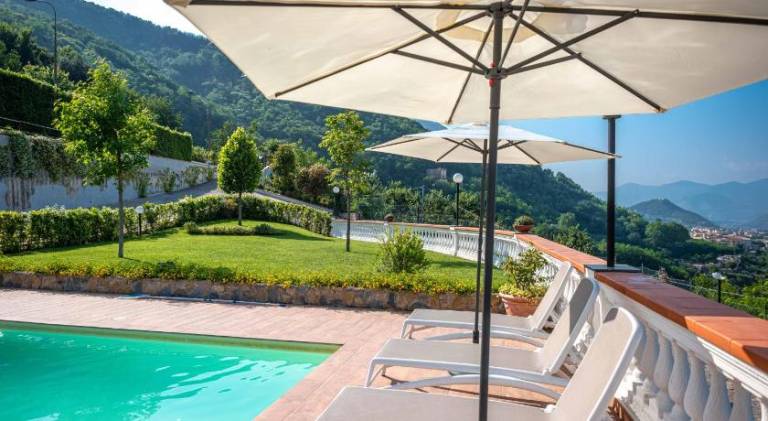 Vacation home with pool in Maiori