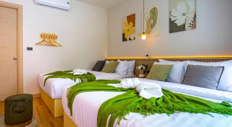 Nice villa with private pool & yard | Pets allowed — photo 2