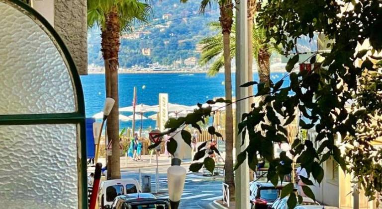 Rental apartment with 1 room for 4 persons in Antibes