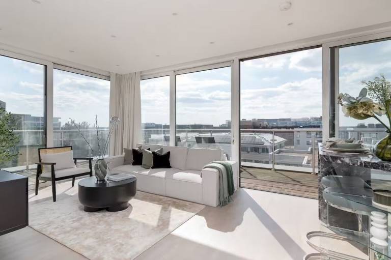 Apartment Milton Keynes