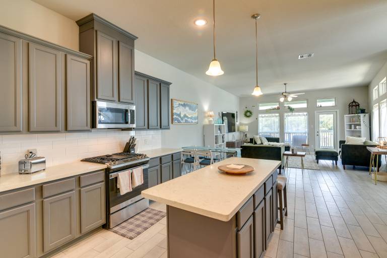 La Porte Home w/ Balconies: Walk to Beach! — photo 2