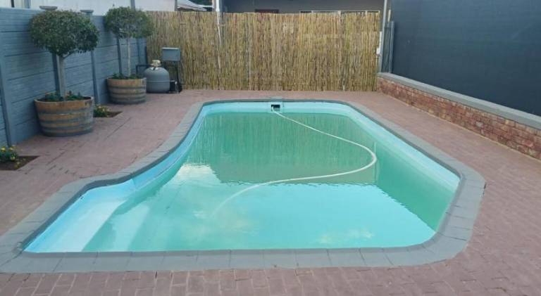 Rental apartment with pool — photo 3