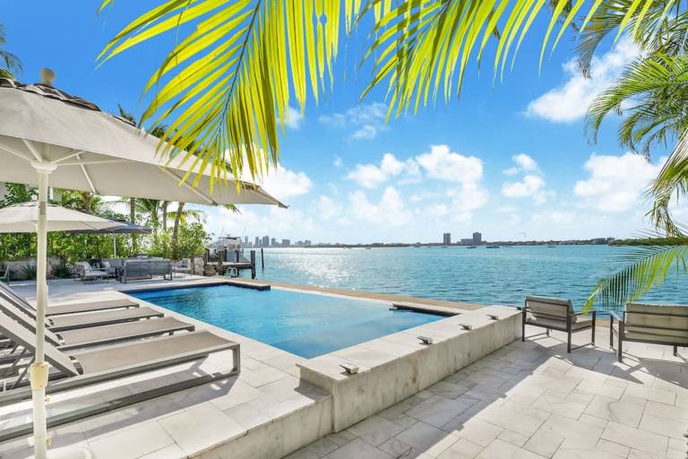 Bayfront Escape Poolside Luxury with Sunset Views