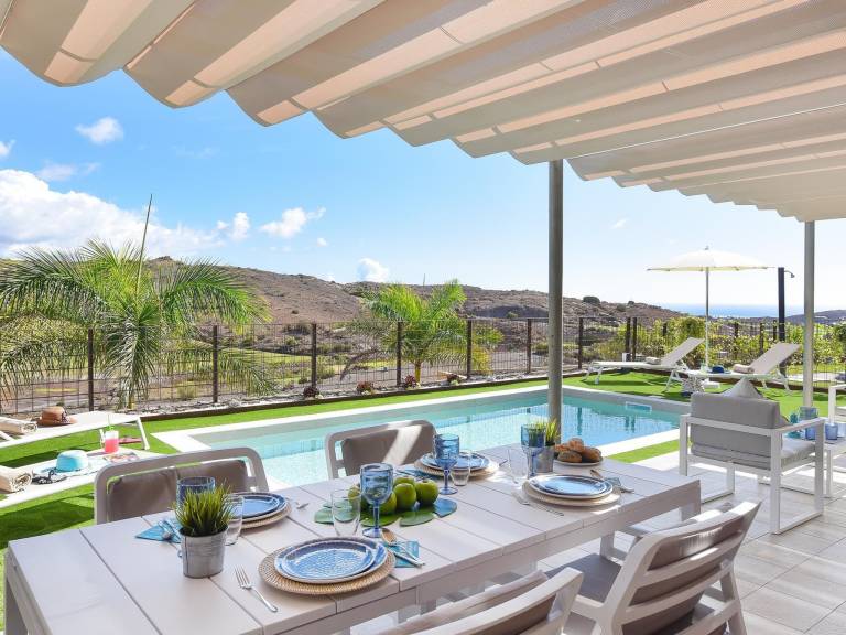 Fully equipped nice house with yard, terrace & barbeque | Mountain view | Dogs allowed — photo 2