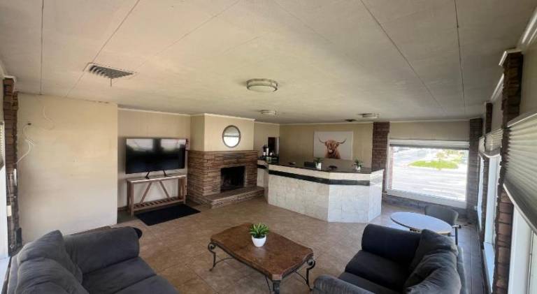 Mac’s Motel — photo 2