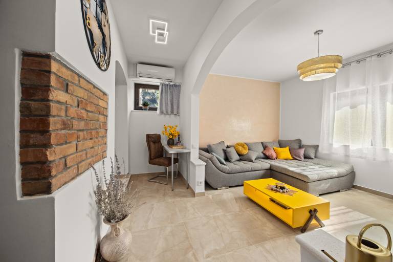 Fully equipped house with pool, BBQ & patio | Dogs allowed — photo 3