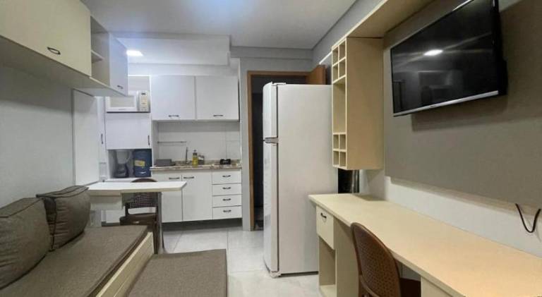 Apartment with pool — photo 2