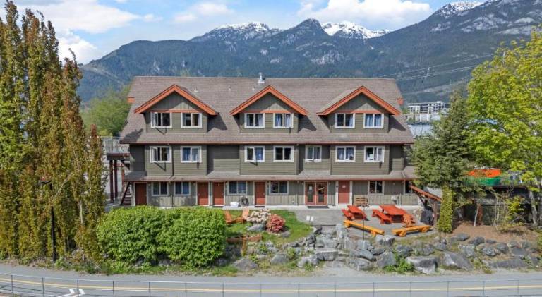 Squamish Adventure Inn