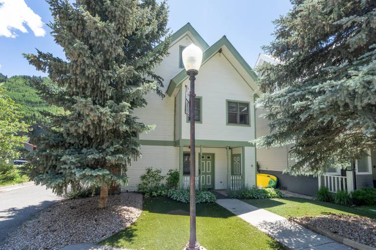 House  Telluride