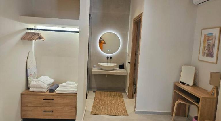 Holiday apartment with yard & patio | Pet-friendly in Rhodes