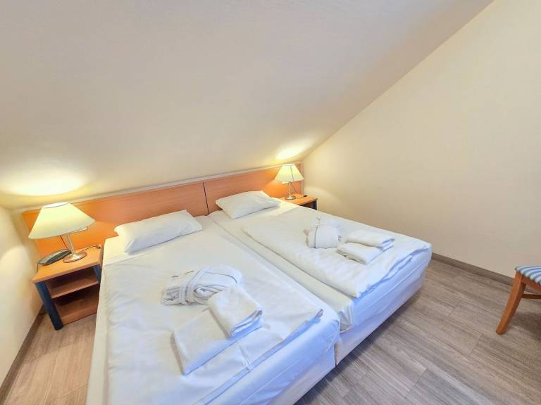 Komfort Ferienwohnung mit 1 Schlafzimmer und Balkon im Dachgeschoss — photo 3