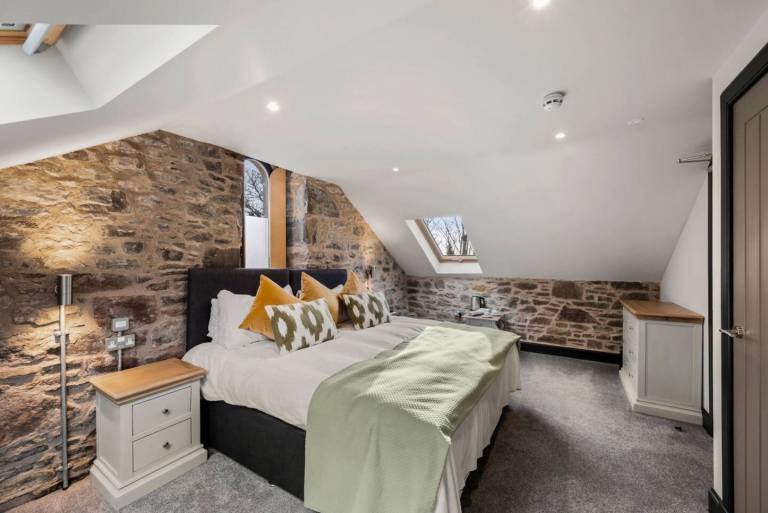 The Stables - unique conversion with hot tub! — photo 2