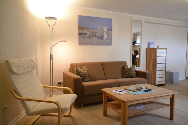 Tolle Ferienwohnung mit Terrasse für max. 4 Personen in Strand- und Hafennähe in Groemitz