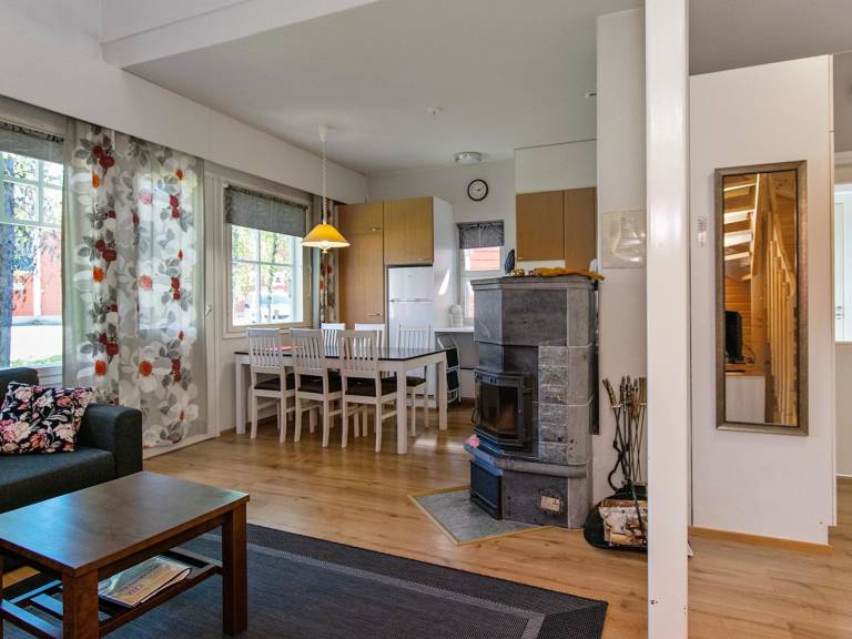 Vacation home with sauna — photo 4