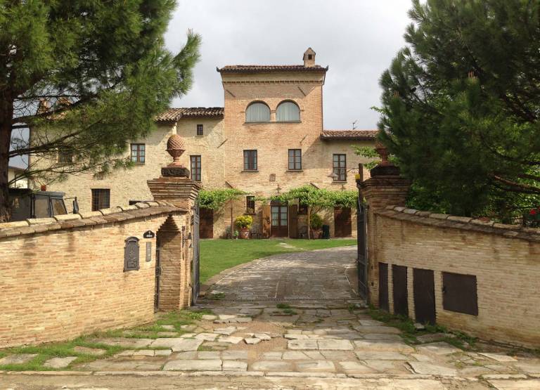 Family-friendly villa with private pool, barbecue & garden | Pets allowed — photo 3
