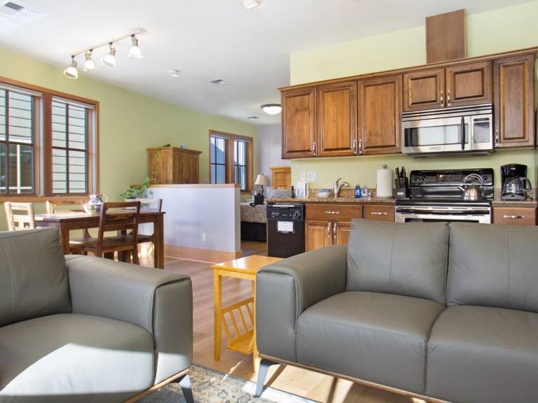 Friday Harbor, WA Vacation Rentals from 71 Hometogo