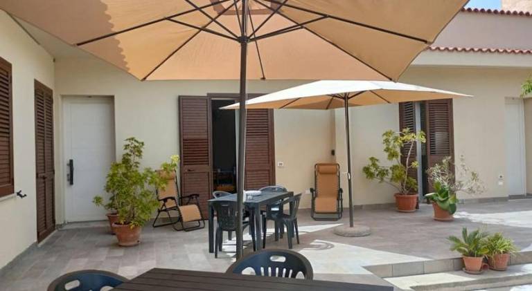 Holiday apartment with yard | Pets are welcome in Marsala