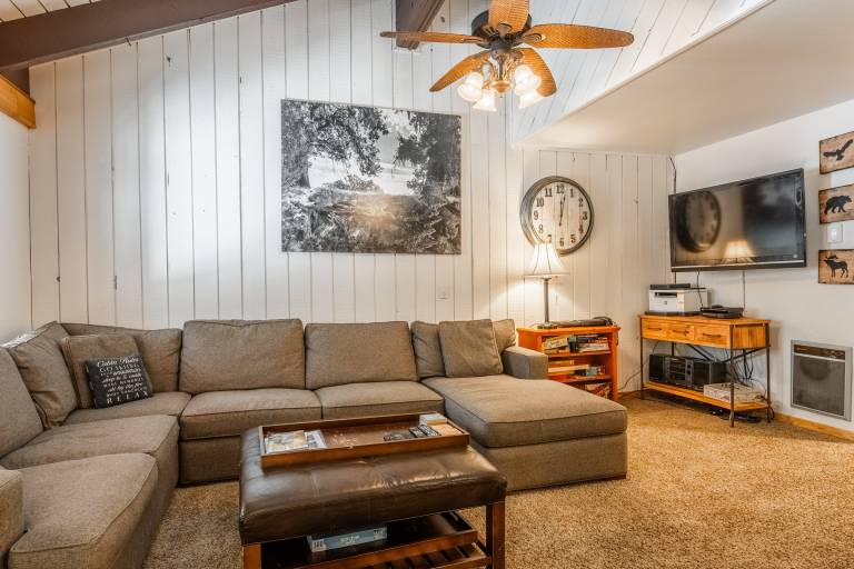 Sunshine Village 108- 1 Loft, Sleeps 6. Steps from Free Town Shuttle, Dog Friendly — photo 4