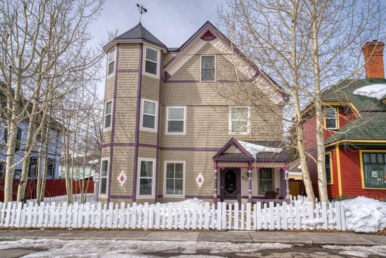 House Leadville