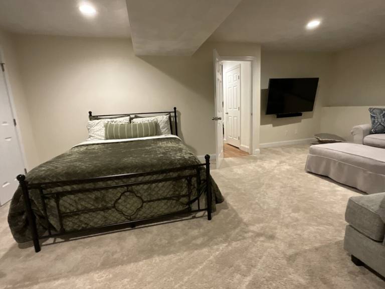 Private room  North Attleborough