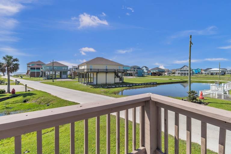 Vacation home with barbecue | Beach view — photo 4