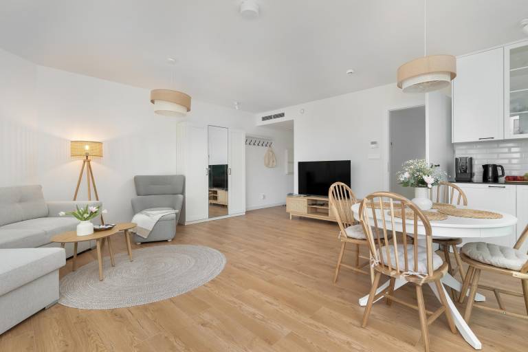 Family-oriented rental apartment with hot tub, garden & pool | Close to the beach | Dogs allowed in Rewal