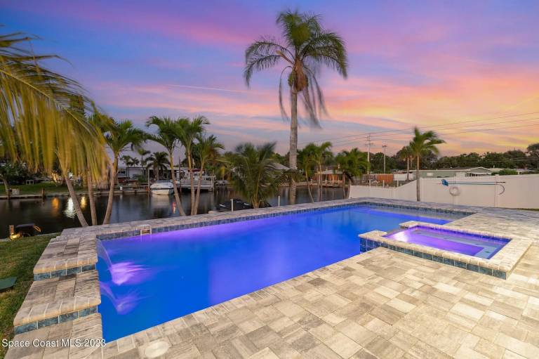 House Cape Canaveral