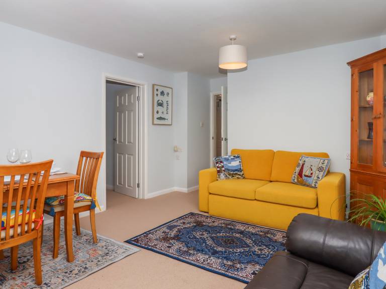 Child-friendly charming cottage with yard | Beach view | Pets are welcome — photo 3